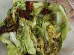 干锅手撕包菜-罗阳人家私房菜(罗阳路店)