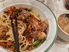 -百春原湖南牛肉粉(百联世纪店)