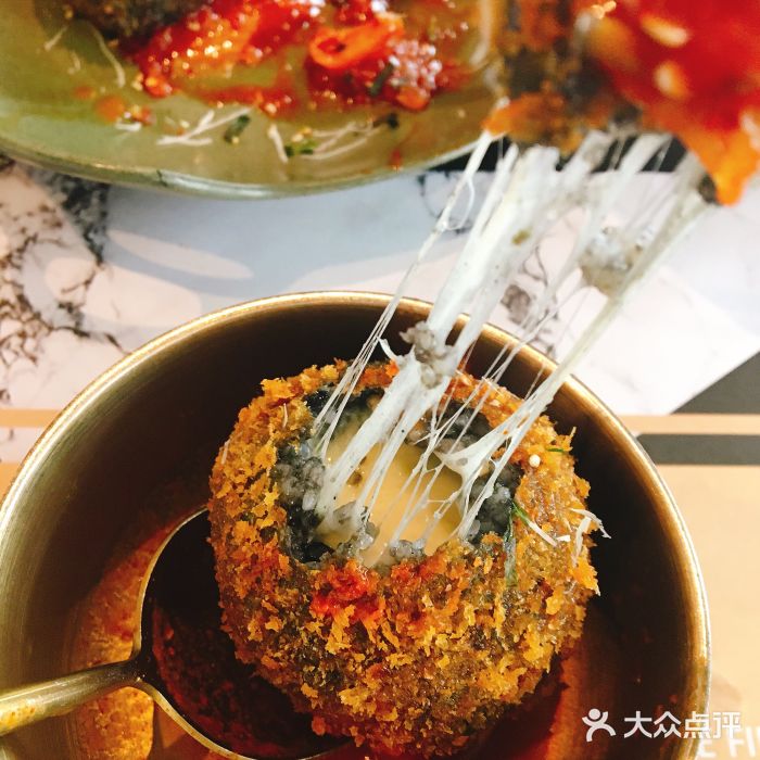 KCOOKING概念韩餐(世茂52+店)墨鱼芝士饭团图片