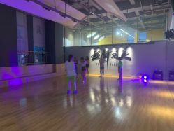 -YASAKI国际舞蹈中心