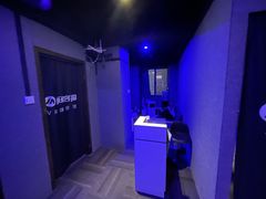 -VR 间客漫·PS电玩·虚拟现实包间游戏电竞(街道口店)