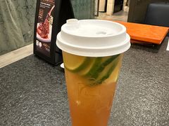 -喜茶(北京华贸购物中心店)