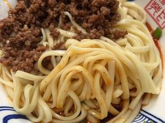 -杨伯英传统杂酱面