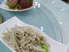-六和聚传统烤鸭.天津菜(和平店)