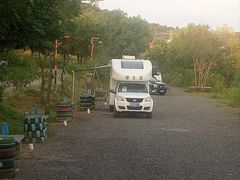 -汤山温泉房车营地 茶温泉