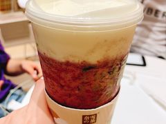 霸气芝士草莓-奈雪的茶(国金中心店)