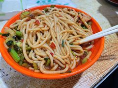 -玲玲米粉·新疆现炒米粉(大十字总店)