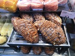 -巴黎优朵烘焙馆(菱角湖壹号店)