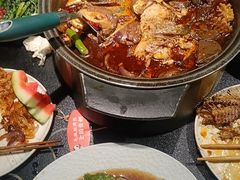 -辣尚瘾·烤鱼·新川菜(牡丹园直营店)