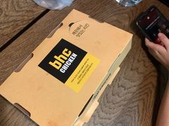 -BHC炸鸡(明洞总店)