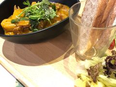 -来龙里 精致 东南亚餐室(万象城店)