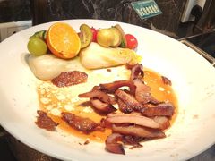 -金马门国际美食百汇(珞喻路店)
