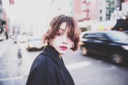 -God Hands发型设计复古会所