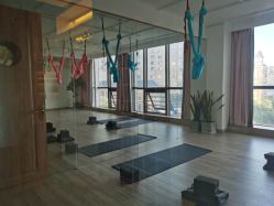 -静待花开瑜伽尊巴会馆