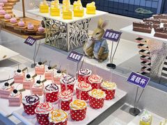 -豪食国际美食自助(裕华路店)