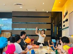 -红黄蓝早教(西海岸旗舰中心)