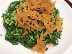 -侬佳蒸菜馆(听潮店)