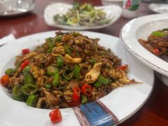 -湖南人家湘菜馆(镇江路店)