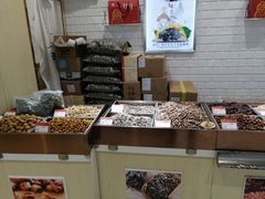 -琦王花生(张杨北路文峰广场店)