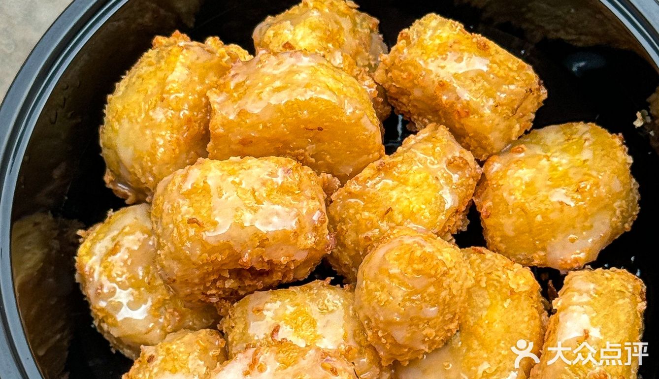 昆明路边）炸洋芋炸香蕉…人均10r…好吃哭了
