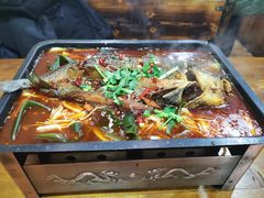 -老东镇啤酒屋海鲜加工·蒸汽海鲜·海鲜烧烤(台东店)