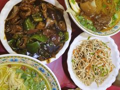 -金杨拉面王小吃面馆·牛三宝面·红烧牛肉粉