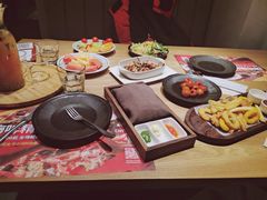 -食间牛排(重庆路万达店)