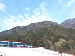 -大别山南武当滑雪场