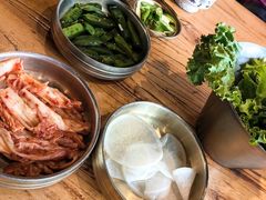 -韩景台烤肉(八大处店)