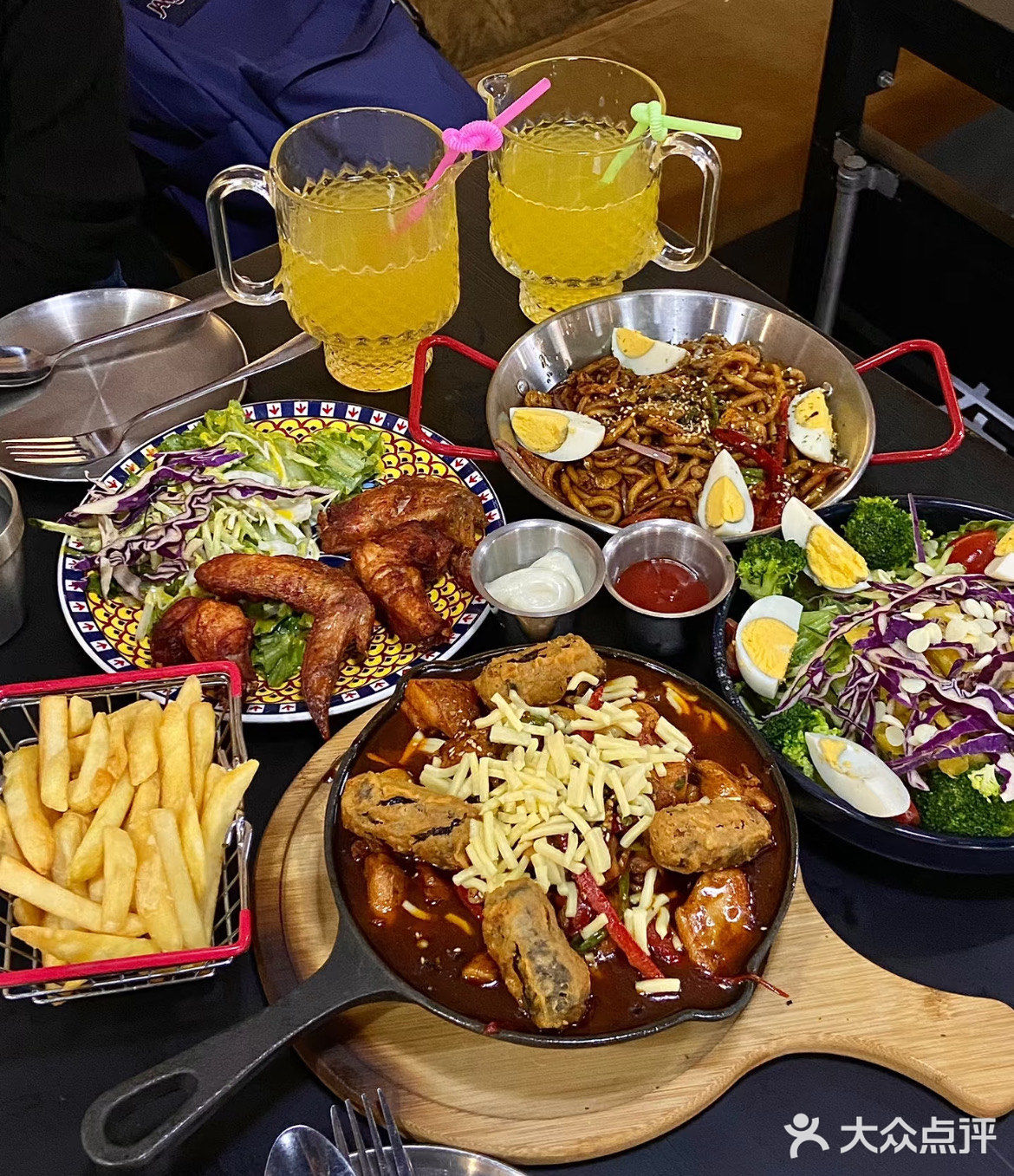 炸鸡薯条拼盘享不停