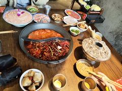 -萍姐火锅·公路夜市(武汉首店)