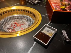 -山川小町·极番烧肉(新地假日广场店)