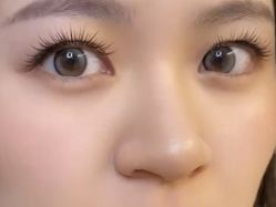 -花岐款式专研健康美甲沙龙