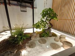 -蜜桃餐厅·伴山(湖滨商业街店)