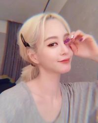 -ON STAR SALON