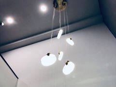 -五号文艺酒店(拙政园苏博地铁站店)