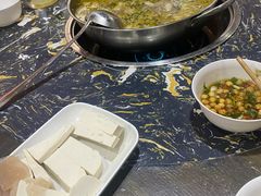 -韩妹鱼庄·泸定老字号(泸定店)
