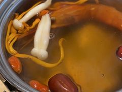 -雍和会海鲜姿造自助(湖东路店)