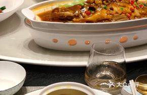 Huangshan Stone Ear Stewed Stone Chicken