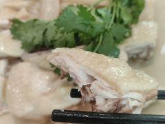 鲫鱼鸡蛋胡椒汤-正宗鸡饭粤香酒家(朱村店)