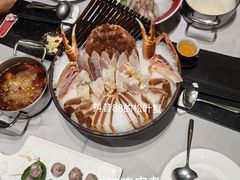 -红鼎豆捞·非遗鲍皇汤火锅(宝丰路店)