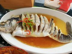 -七的湖·晚芳亭·阳澄湖农家菜·大闸蟹(莲花岛店)