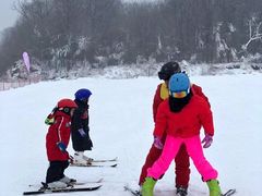 -五家山森林公园滑雪场