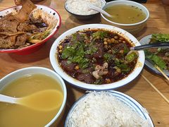 -朱大嘴肥肠血旺(福字街店)