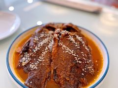 香酥鲫鱼-八珍饺子·烤鸭·家常菜