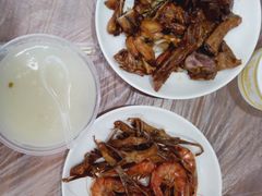 卤牛蛙-蓝精灵饺子店