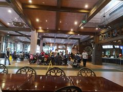 -横琴湾畔餐厅(长隆海洋王国白鲸剧场店)