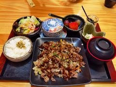 -鲔屋寿喜烧