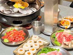 -围炉肉舍丹东海鲜烤肉·烤活鳗(步行街店)