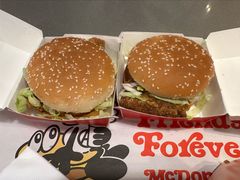 -麦当劳(丽江玉河广场店)